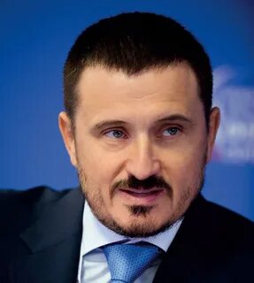 Михаилу валерьевичу
