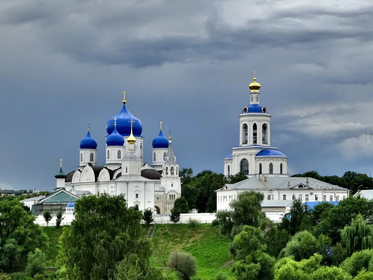 Боголюбский монастырь храм Рождества Богородицы. Боголюбово дворец Андрея Боголюбского.