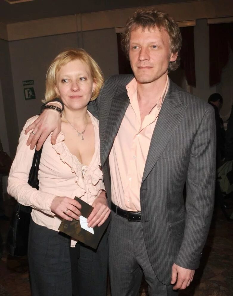 мария серебряков артист. серебряков алексей семья. алексей серебряков с женой. Maria serebryakova жена серебрякова. сколько лет серебрякову актеру.