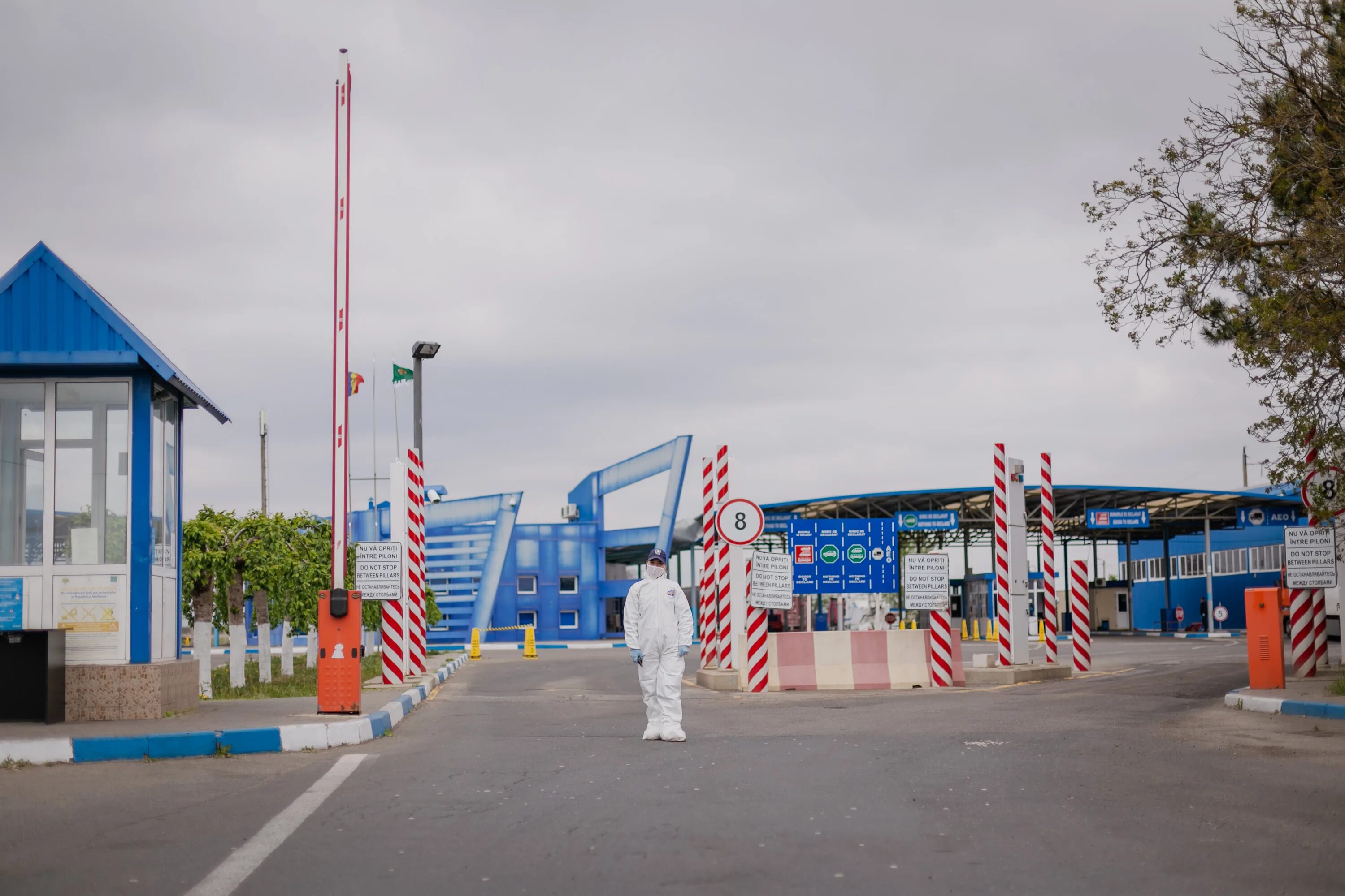 таможня молдова румыния. въезд в румынию. въезд в румынию. въезд в румынию. граница молдовы и румынии.