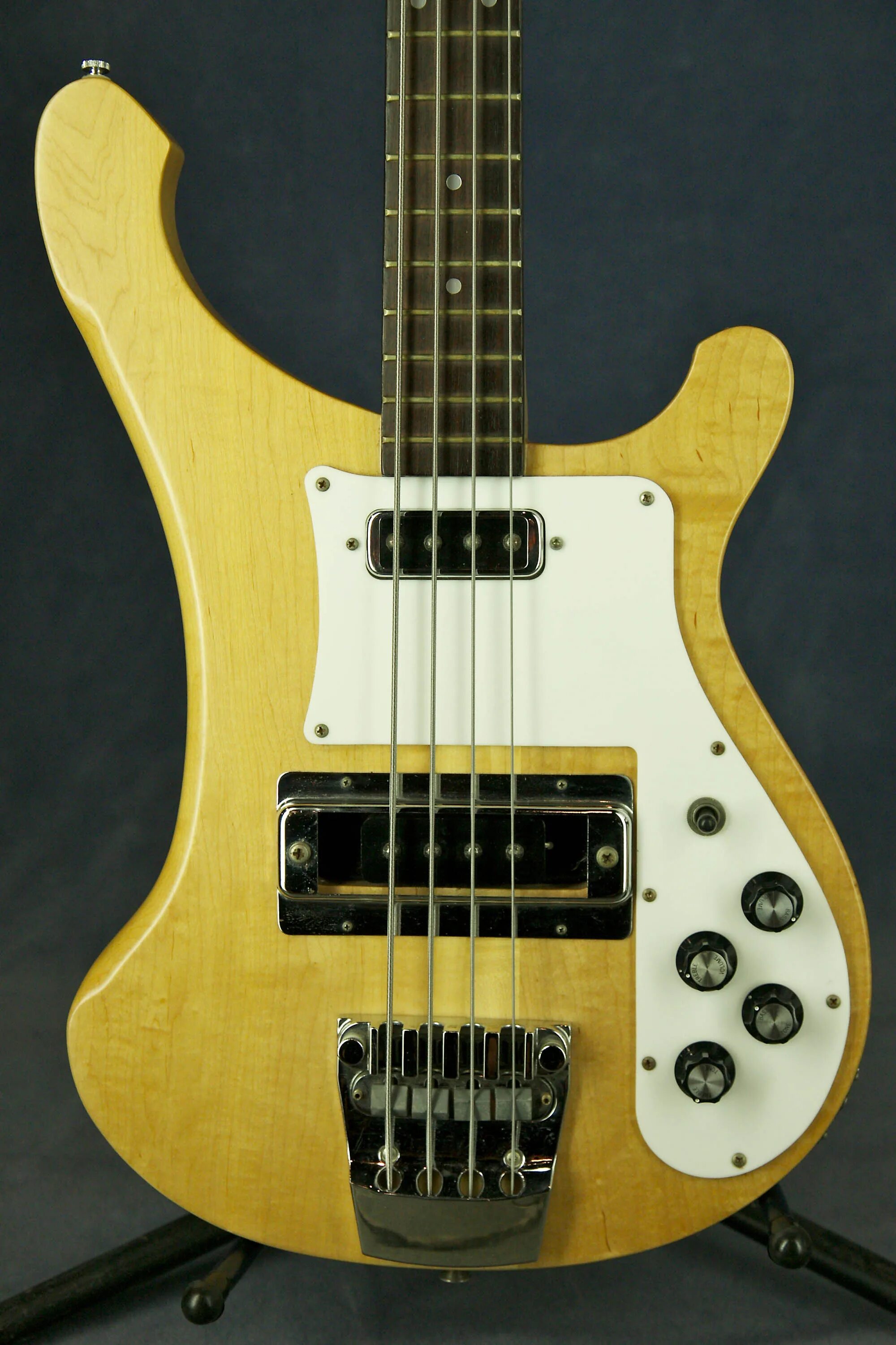 Гитары conpeth. Greco 4003. Greco rickenbacker bass. Yamaha bb2025x. Бас гитара kit.