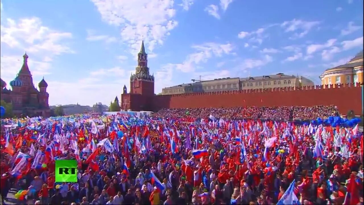 Парад 1 мая москва. Москва красная площадь 1 мая. Парад на красной площади 2014. 1 Мая в России на красной площади.