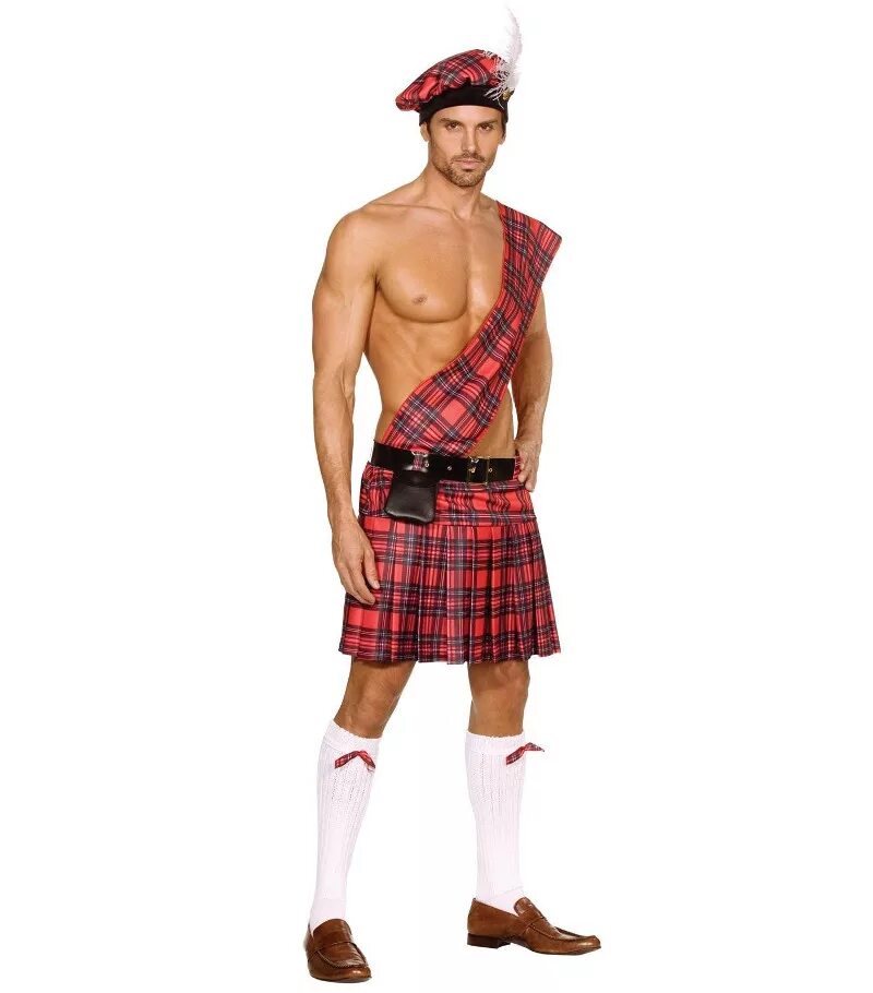 килт мужской. парни в красных юбках. парни в красных юбках. класс одетый в красное. мужские юбки.
