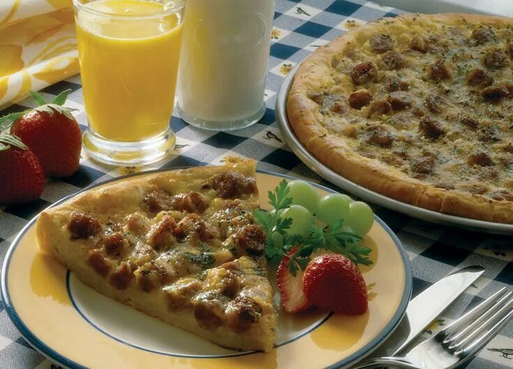 Breakfast pizza