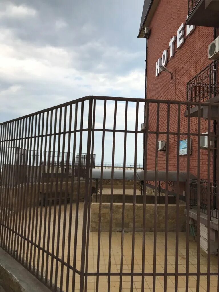 Солнечный берег избербаш. Гостевой дом боцман архипо-осиповка. Избербаш гостевой дом улица приморская. У бориса приморская ул. Избербаш, ул.