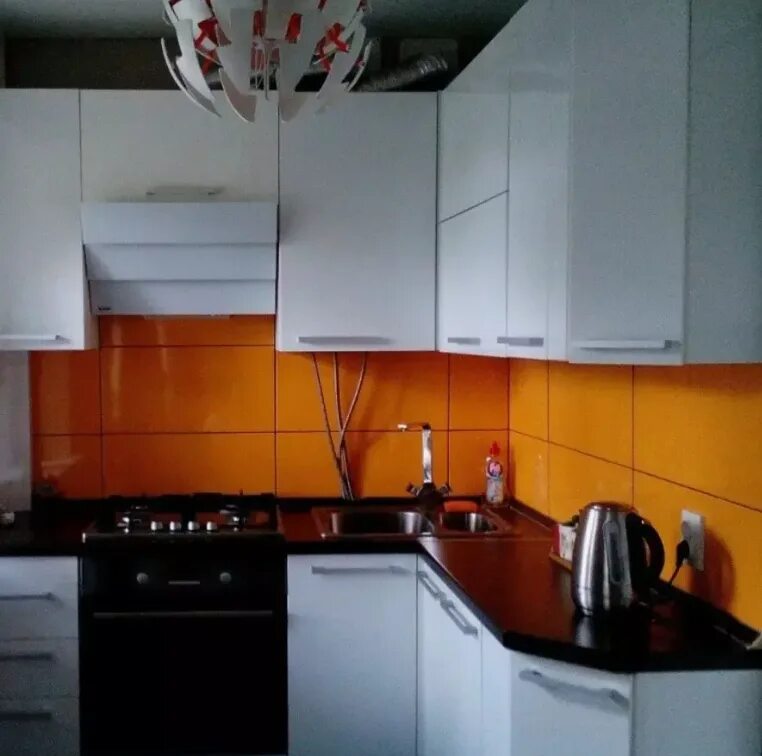 Купить 4-комнатную квартиру, 57 м² по адресу Чувашская Республика, Новочебоксарс