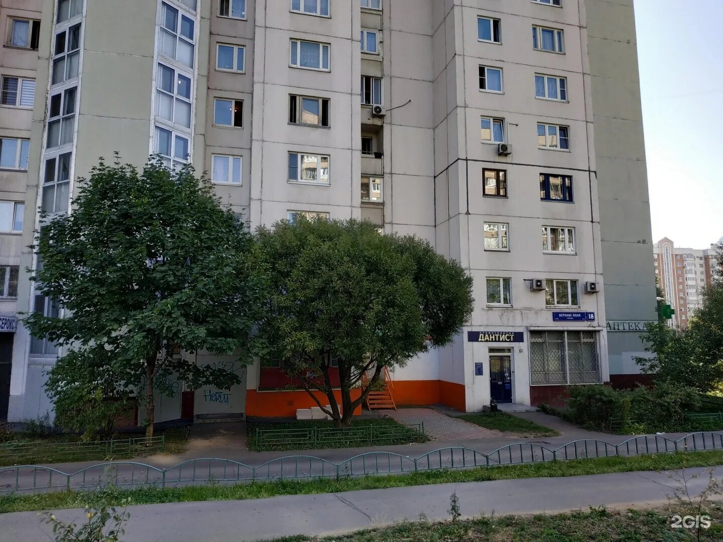 Технологический колледж 28 авиамоторная. Верхние поля 27. Ул. Верхние поля д 27 стр 2. Верхние поля 27с2.