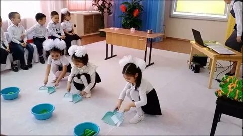 Шәуетпен жабылған жетілген әйелдердің үй фотосуреттері