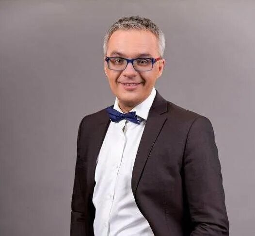 Ведущий на первом. Шарафутдинов ведущий 1 канала. Шарафутдинов ведущий 1 канала. Ведущий на первом. Осташко ведущий 1 канала.