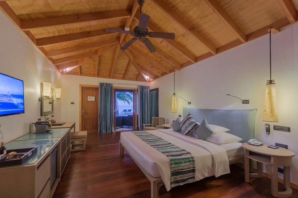 Vilamendhoo island resort. Vilamendhoo 4 Мальдивы. Виламендху Айленд Мальдивы. Виламенду отель Мальдивы. Vilamendhoo Island Resort & Spa 4*.