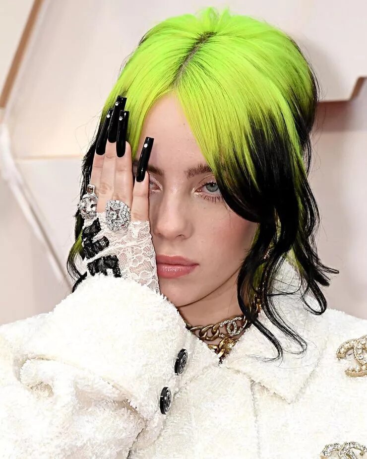 Прически билли. Билли айлиш green hair. Прически билли. Билли айлиш волосы. Билли айлиш.
