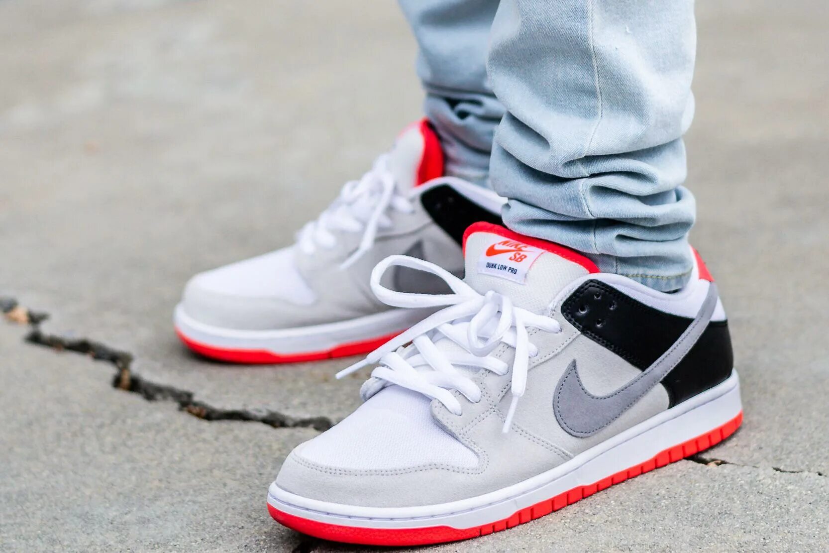 Найк sb dunk low. Nike SB Dunk Low. Nike SB Dunk Low Infrared. Кеды Nike SB Dunk Low. Nike Dunk Low SB 'am 90 Infrared'.