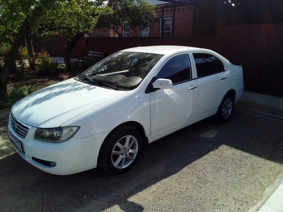 Lifan solano i (620). Lifan solano белый. Lifan белый 2017. Lifan solano 620. Lifan solano 2 белый.