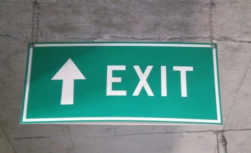 Exit 01. Exit фото. табличка exit стальная. табличка exit в музее.