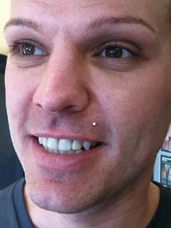 monroe-piercing-with-2mm-prong-cz-from-neometal-by-christina-shull.