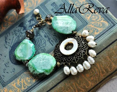 Omut jewelry. Omut платья. Марки настя. Omut jewelry. Omut украшения.
