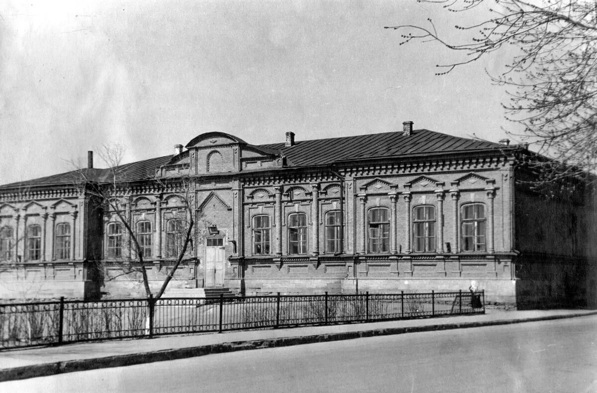 мужское училище. мужское училище. ремесленное училище им. фон 19 век училища. петропавловское мужское училище.