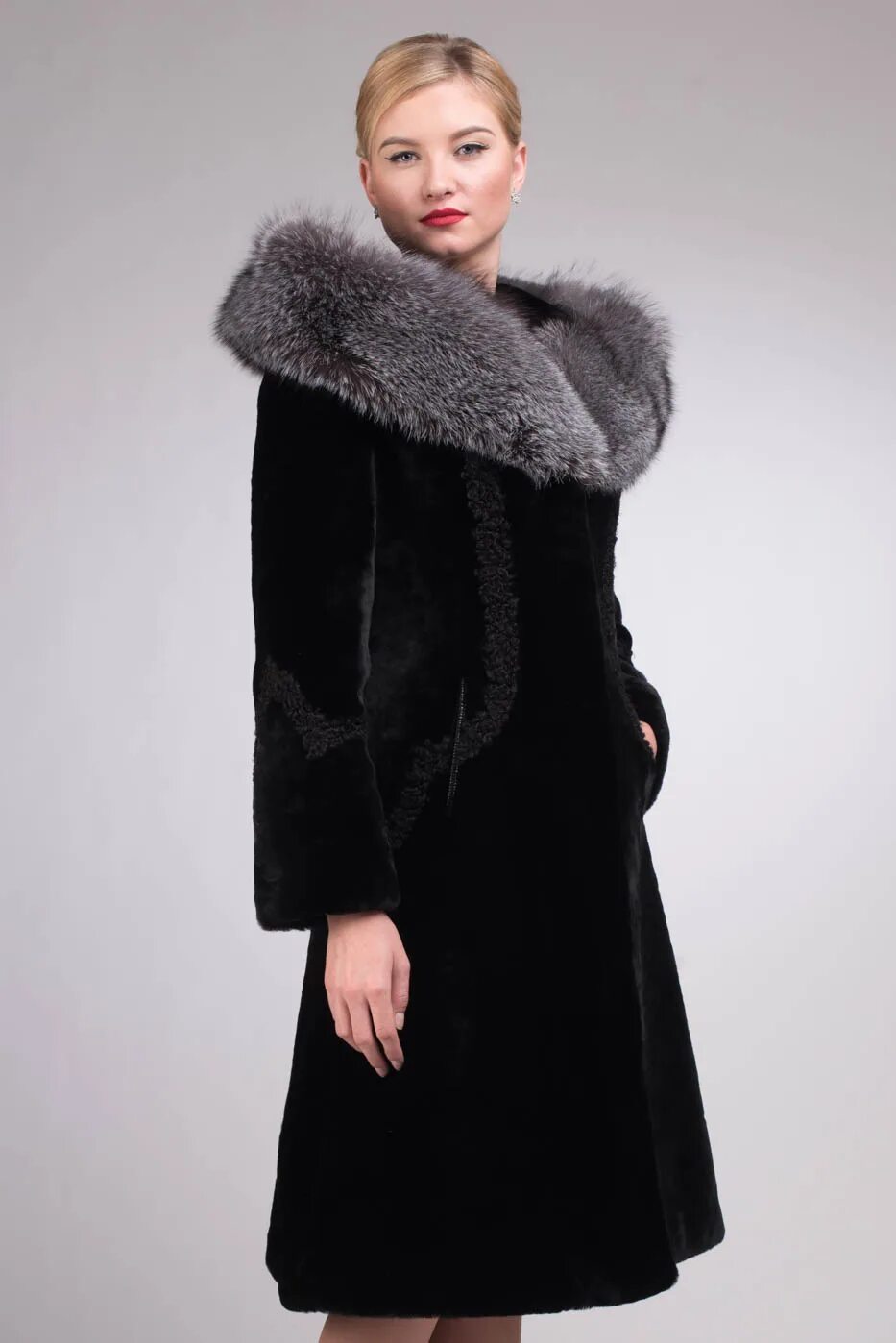 пятигорский шубный. шубы пятигорской фабрики. роберто шуба пятигорской фабрики. пятигорский рынок шуб. шубы на рынке.