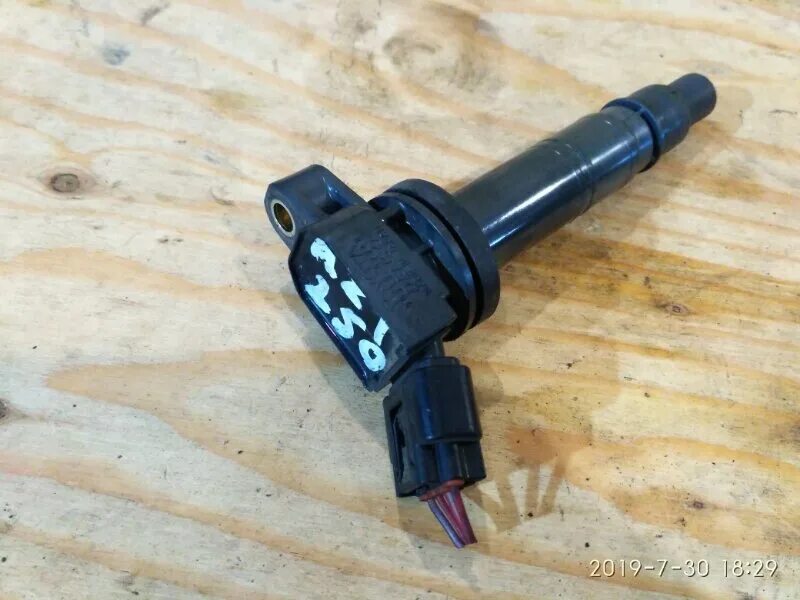 0 д4. 8 1zz. Катушка зажигания (t575). Свеча зажигания тойота калдина. Зажигание 1az fse.