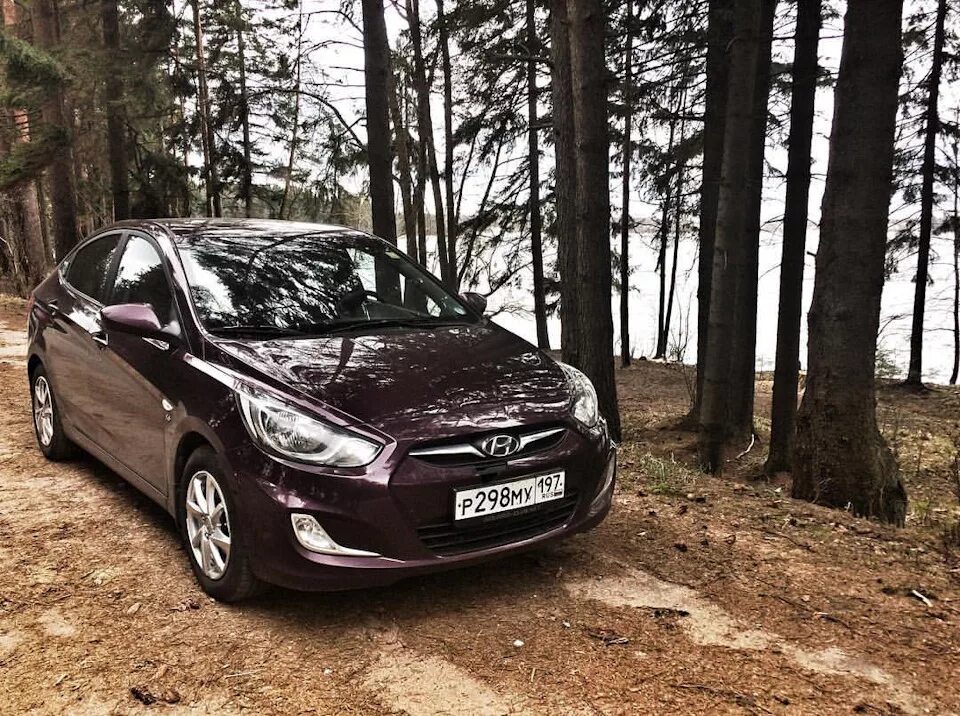 Купить хендай солярис московская область. Солярис 1.6 МТ. Hyundai Solaris 1.6 МТ, 2011,. Хендэ Солярис 1 6 gi МТ 2011. Hyundai Solaris 1-е поколение 1.6МТ.