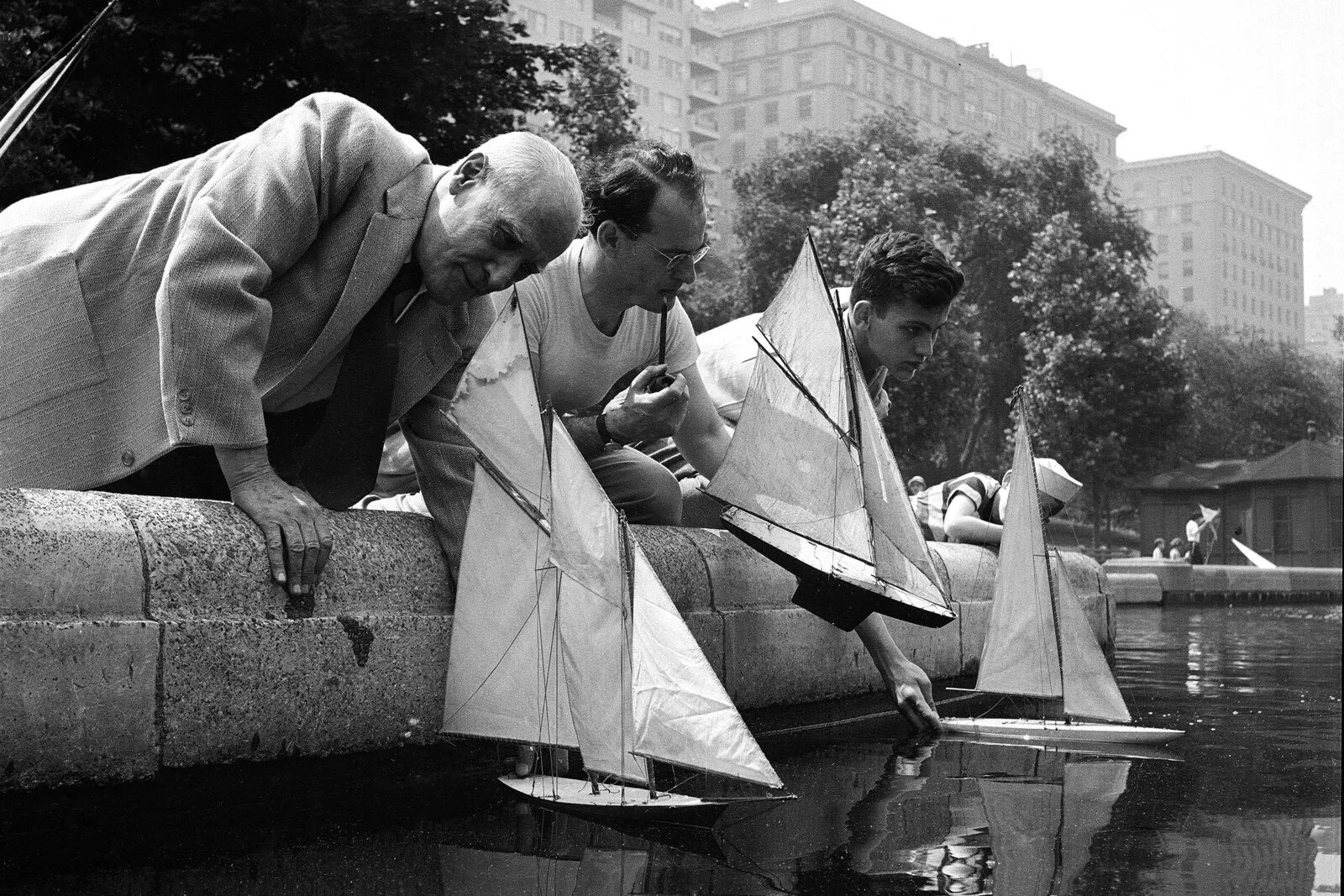 Июнь 1951. Люкс Файнингер. Андреас Файнингер. Лионель Фейнингер. Андреас Фейнингер автопортрет.