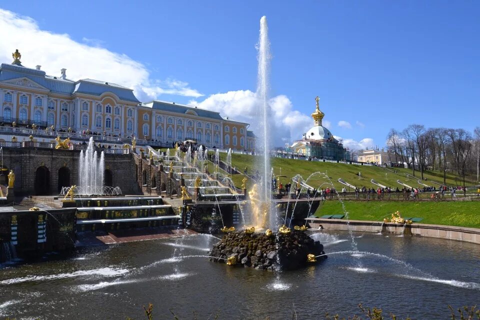 Санкт-Петербург в мае. Путешествие в Питер в мае. Питер экскурсии в мае. Питер в мае фото. Куда сходить в питере в мае 2024