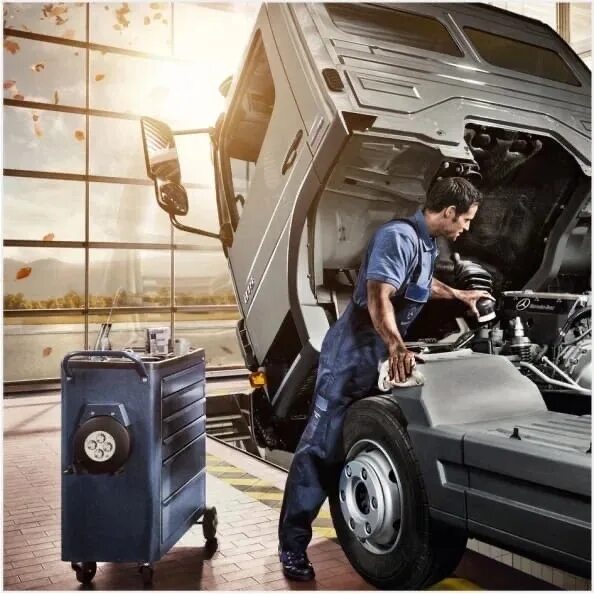 Грузовой грузовой сервис вольво. Автосервис грузовых автомобилей. Автотранспорт на предприятии. Автослесарь грузовой. Глобал трак камаз.