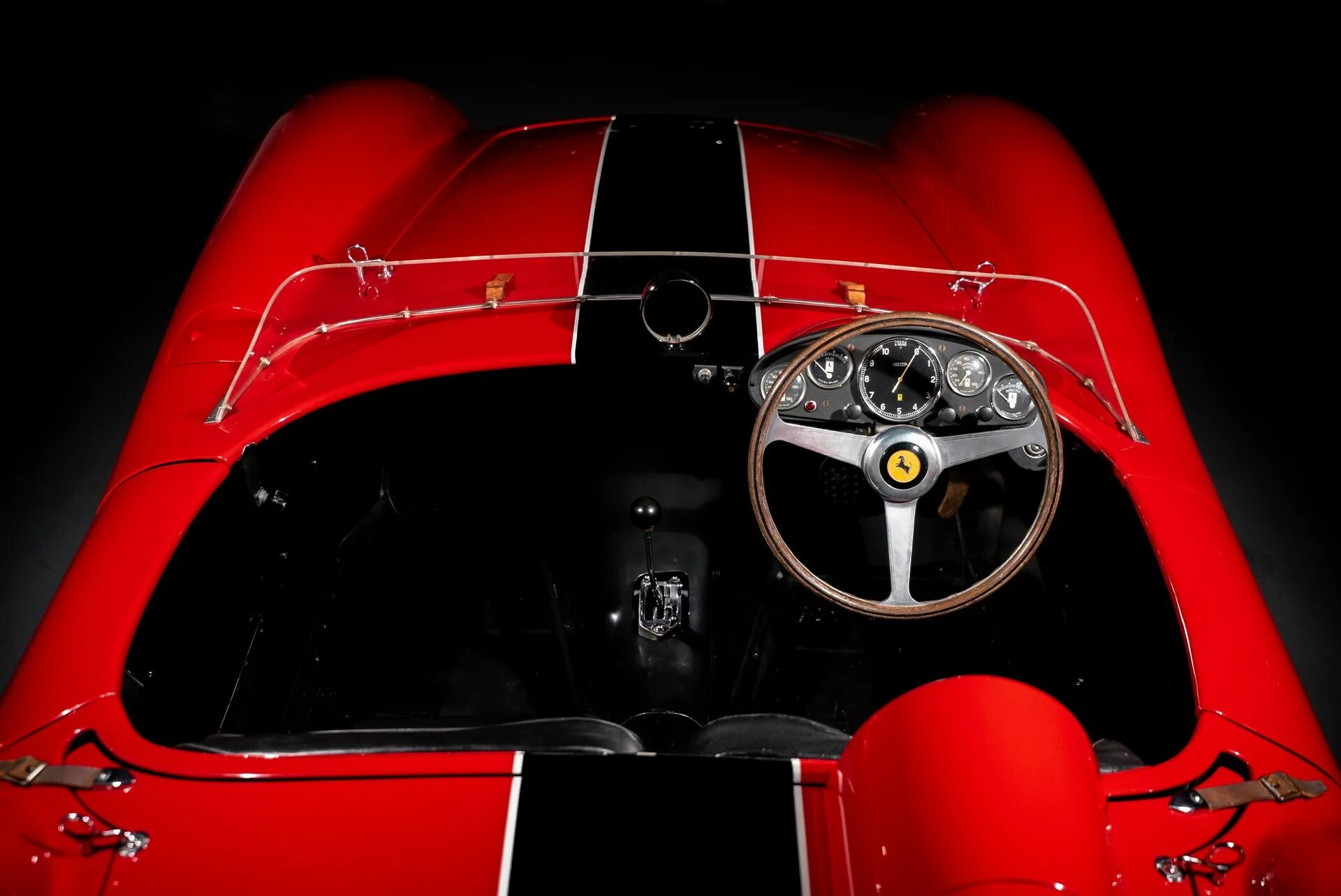 Трагедия феррари 1957. Ferrari 410 sport spider. ferrari 410 sport spider 1955. ferrari 500 trc red. феррари 650 спайдер.