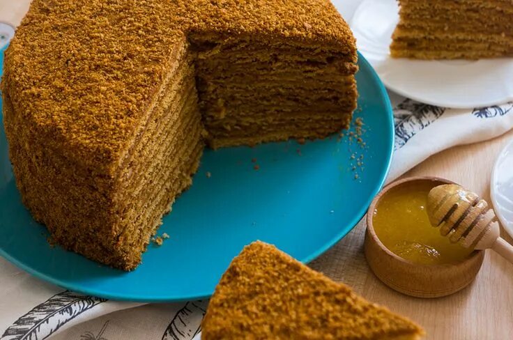 Торт Медовик - все просят этот рецепт. Очень вкусный медовый торт со сметанным к