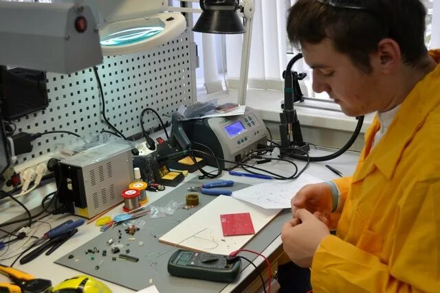 лощенов мифи. национальный исследовательский ядерный университет мифи олимпиада. день открытых дверей магистратуры нияу мифи. мифи предметы. мифи электроника.