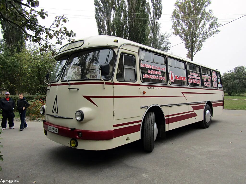 Лаз 697н турист. Лаз 697м турист. Лаз-695 турист. Лаз 697н турист. Лаз 697м.
