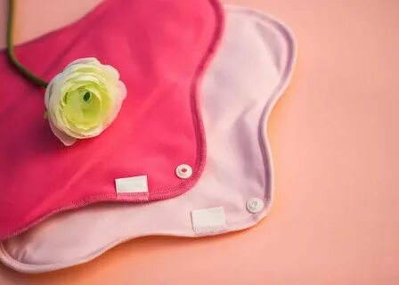 Мен жұлқынып, оның бетіне келдім.