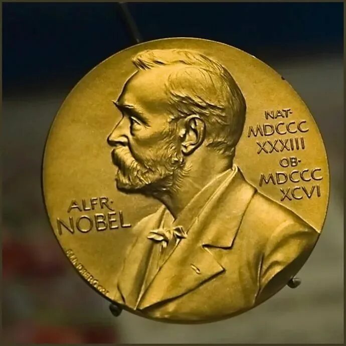 Кто первый получил премию по физике. Нобелевская премия 1898. Лауреаты Нобелевской премии. Лауреаты Нобелевской премии по физике. Нобелевская премия в области физики.
