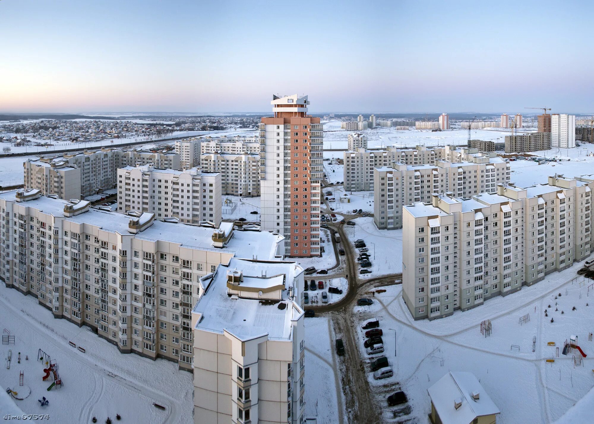 Каменная горка минск микрорайоны минска. Каменная горка Минск. Белоруссия спальный район. Микрорайон каменная горка в Минске. Минск спальные районы.