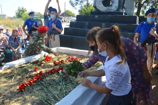 Что происходит в белой калитве