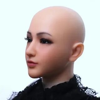 Реалистичные маски для лица