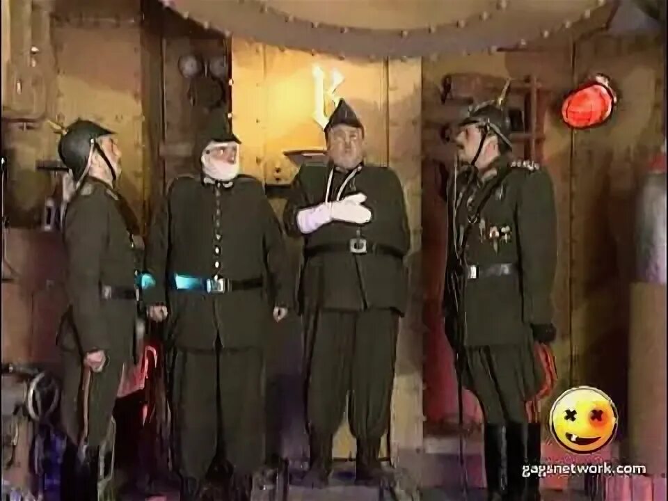 Капут 7. Железный капут каламбур. ганс шмульке железный капут. деревня дураков железный капут танк.