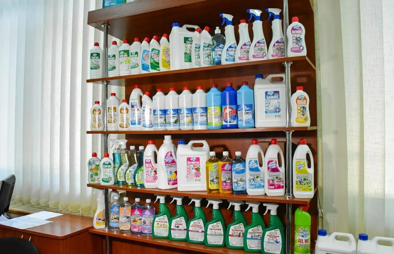 Химические моющие средства. Бытовая химия. Поставка бытовой химии. Поставка бытовой химии. Средство.