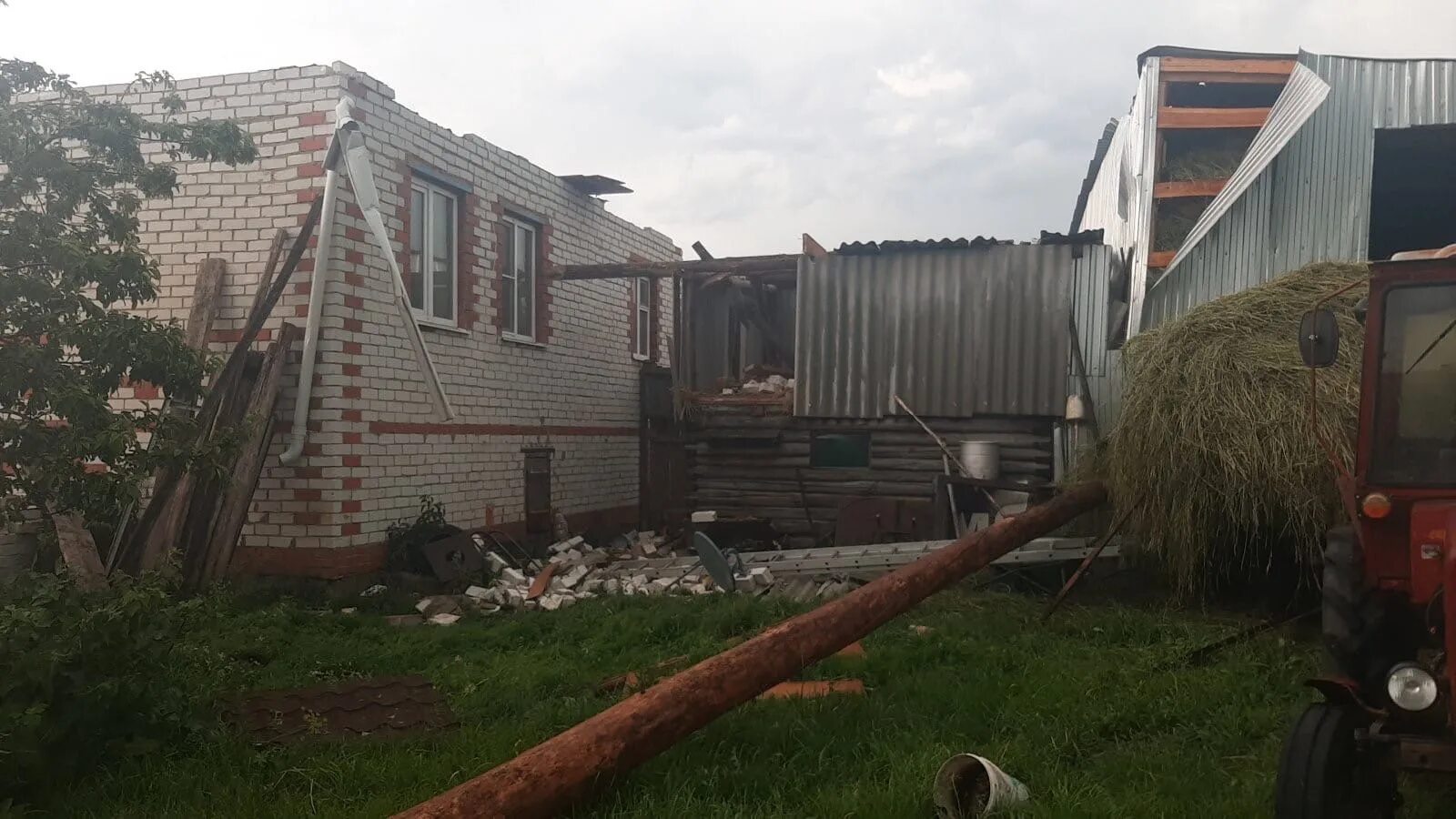 Ураган в мурте. Ураган в чувашии 27 июня 2025. ураган в чувашии 2025. ураган в чебоксарах. торнадо в чувашии вчера.