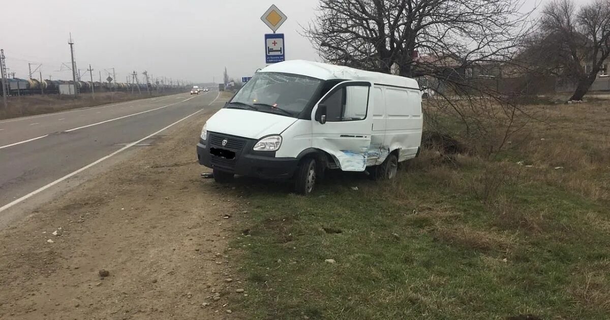 Вакансии водитель в краснодарском крае. Авария на газели в Краснодарском крае. Авария поселок Ильский зерновоз с газелькой. ДТП Кашкай Краснодарский край.