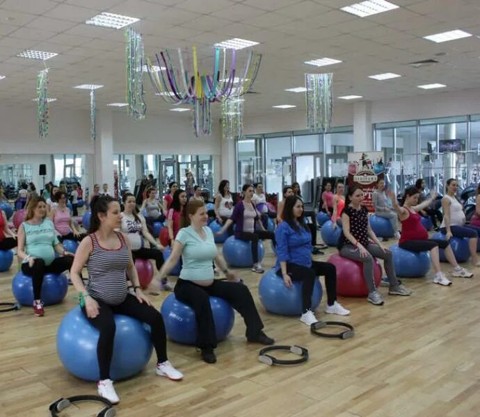 Планета фитнес расписание. Фитнес расписание картинка. Планета фитнес. Расписание занятий территория фитнеса. Планета фитнес расписание.