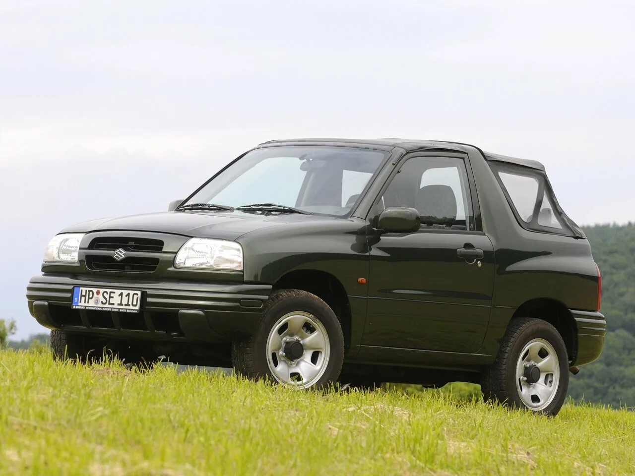 Сузуки первого поколения. Сузуки Витара 1 поколения. Suzuki Grand Vitara 1998. Suzuki Vitara 1998. Suzuki Grand Vitara 1 поколение.