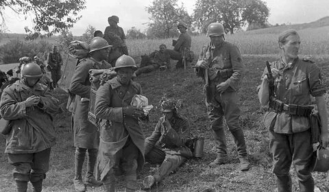 French soldiers captured by the German Army during WW2, Maine - France.