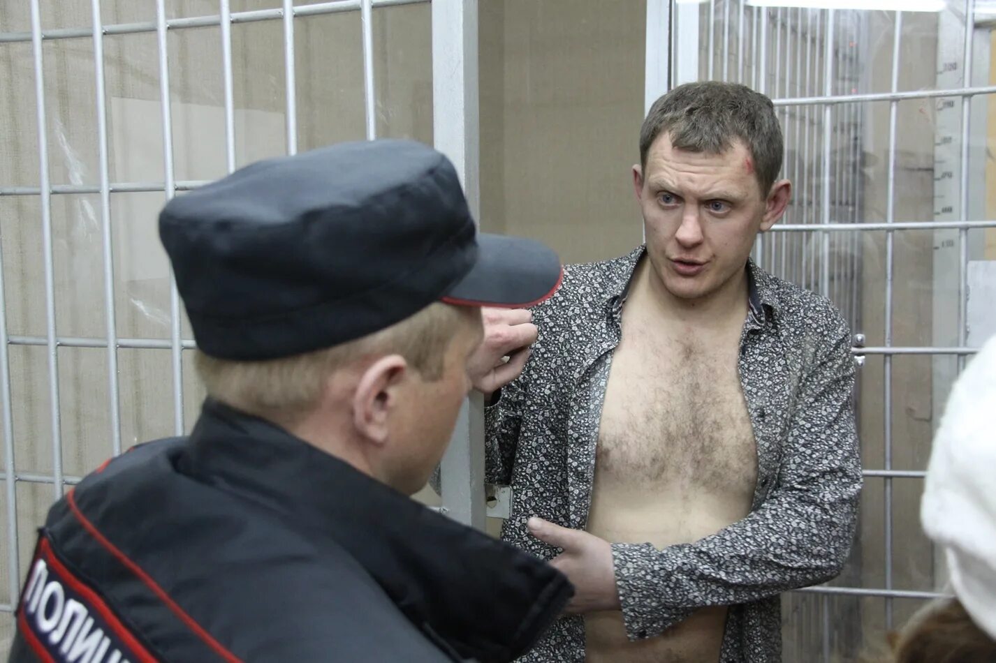 Досмотр в тюрьме. Тюрьма в Тогучине Новосибирской. Полицейский участок тюрьма.