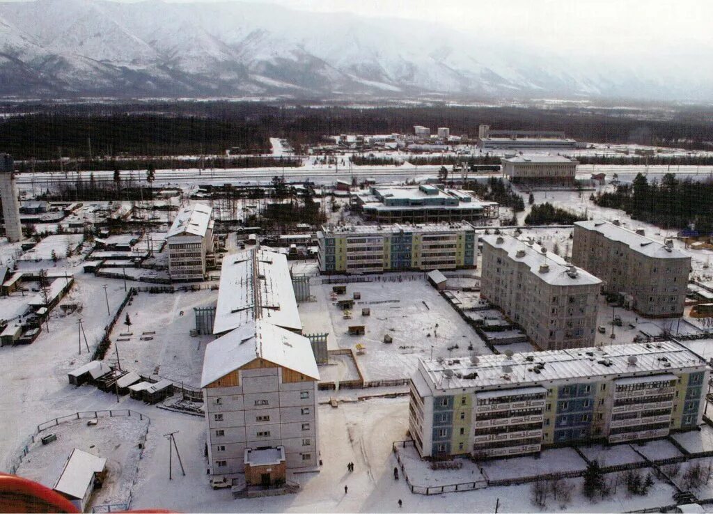 Озеро банное куанда. Новая чара забайкальский край. Поселок куанда забайкальский край. Озеро леприндокан забайкальский край. Поселок куанда забайкальский край.