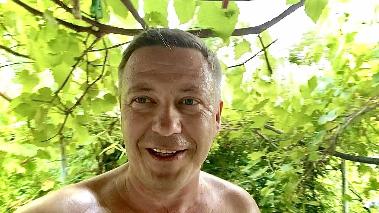 Тройняшкин папа. Горячевский тройняшкин папа ютуб. Тройняшкин папа. Тройняшкин папа. Тройняшкин папа.