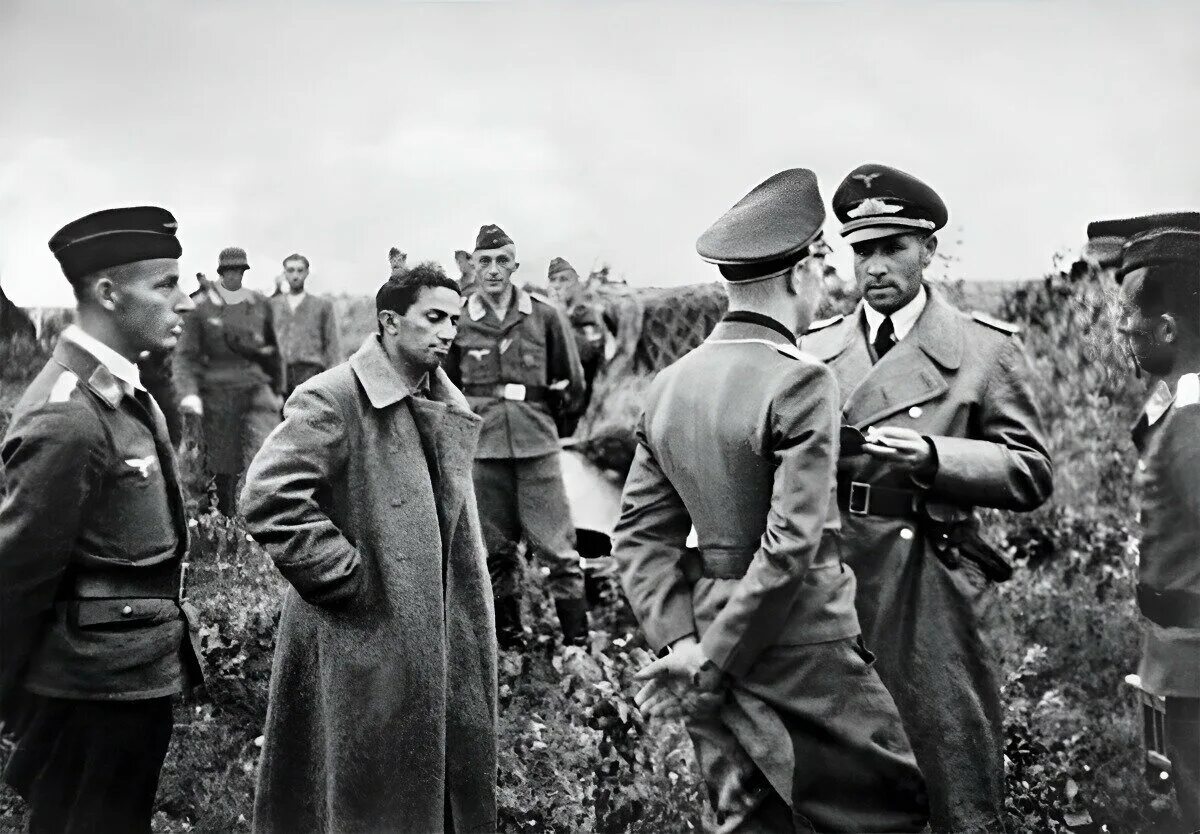 Яков иосифович джугашвили. Яков иосифович джугашвили. Яков иосифович джугашвили в плену. Яков иосифович сталин. Яков иосифович джугашвили в плену.