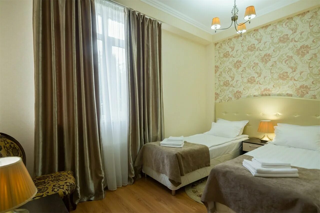 Green hosta отель сочи. Гостиница хоста ялтинская. Хоста hosta отель. Старая хоста сочи. Хоста hosta отель.