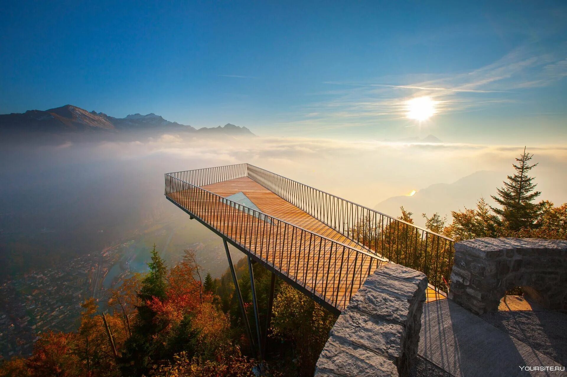 отель на склоне горы иджеван. отель на склоне горы иджеван. «дом в холме» архитектора артура квормби. часы на склоне. часы на склоне.