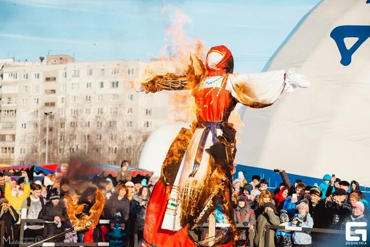 Динамо воронеж масленица. Масленица в Воронеже. Масленица в Воронеже 2022. Динамовская Масленица. Воронеж сжигание Масленицы.